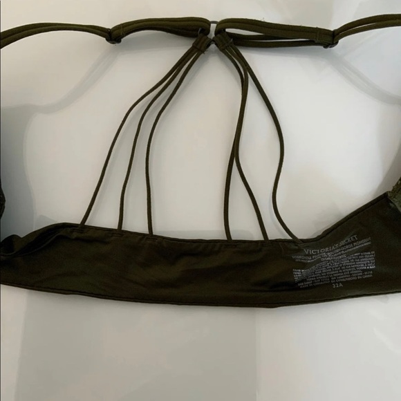 𝗦𝗢𝗟𝗗. - Picture 2 of 4